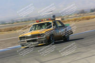 media/Oct-01-2022-24 Hours of Lemons (Sat) [[0fb1f7cfb1]]/10am (Front Straight)/